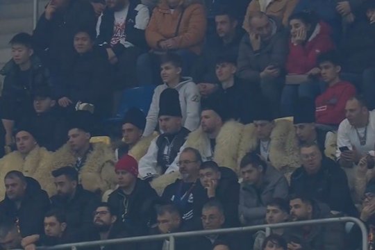 Arena Națională, "invadată" de ciobani la FCSB - Lyon. Imagini rare surprinse în tribune