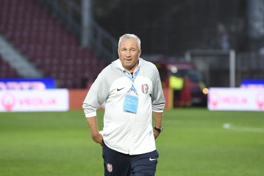 Întrebat dacă l-a împrumutat pe Neluțu Varga cu bani, Dan Petrescu a dat un răspuns bizar