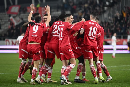 Fostul patron din fotbalul românesc, ”dat pe spate” de Dinamo: ”Este un fenomen”