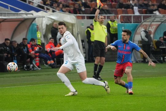 FCSB - Universitatea Craiova 1-0. Torpila lui Șut a adus victoria pentru roș-albaștri. Campioana câștigă sezonul regulat