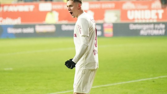 ”Dublă” pentru Louis Munteanu în primele minute ale partidei cu Gloria Buzău! CFR Cluj a beneficiat de penalty acordat cu ajutorul VAR-ului