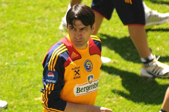 ”Bre, nea Piți, am și eu o curiozitate”. Confruntat, Pițurcă i-a spus în față unui jucător de la FCSB de ce nu-l chema la națională: ”Hai să-ți explic”