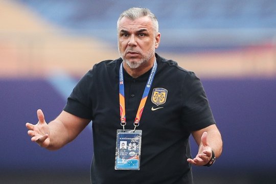 Emil Grădinescu a izbucnit la adresa lui Cosmin Olăroiu: ”Păi, cum Dumnezeu, mă?”