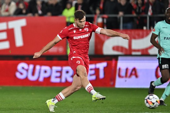 Renunță Zeljko Kopic la Dennis Politic? Ce a spus antrenorul despre interesul celor de la FCSB