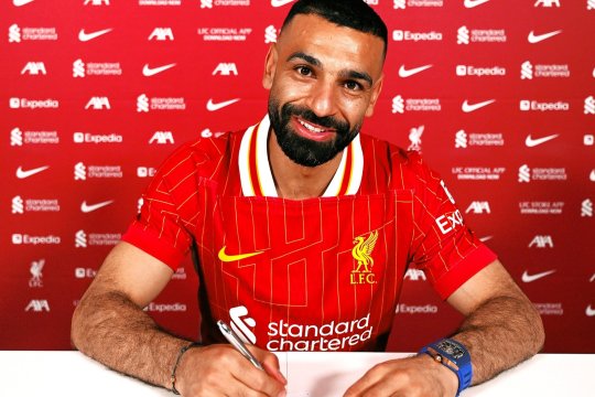 Detaliul de lux cu care Salah a furat toate privirile la semnătura cu Liverpool. Bijuteria de la încheietura egipteanului costă o avere