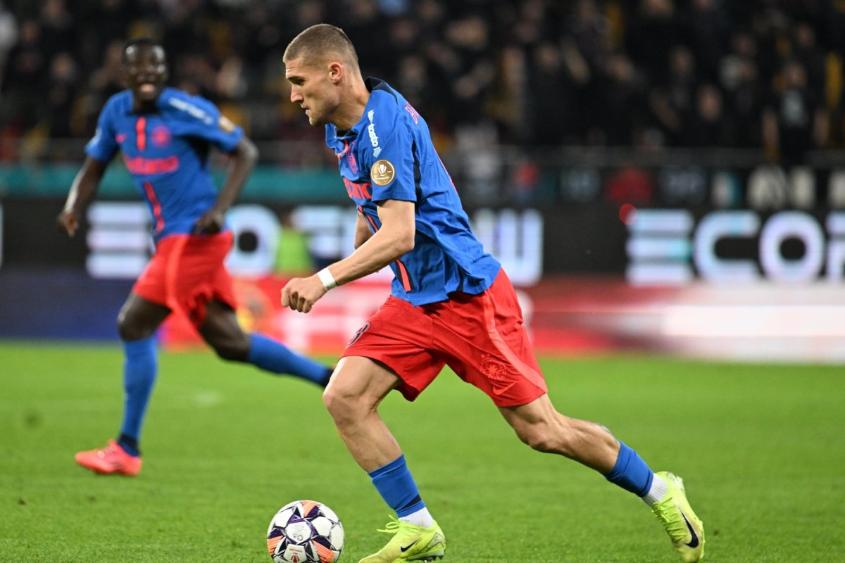 Daniel Bîrligea, jucător FCSB