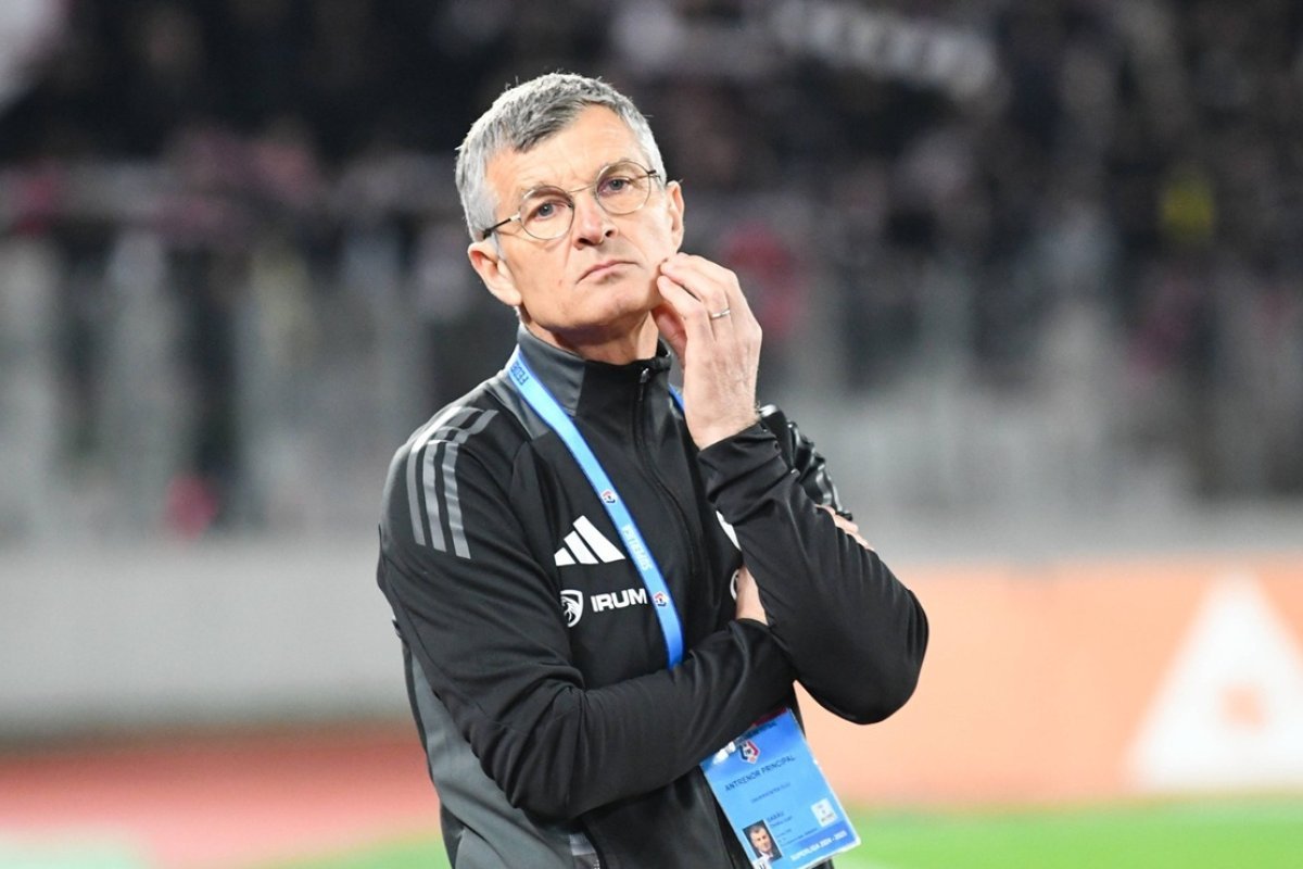 Ioan Ovidiu Sabău este antrenor la U Cluj din 2023