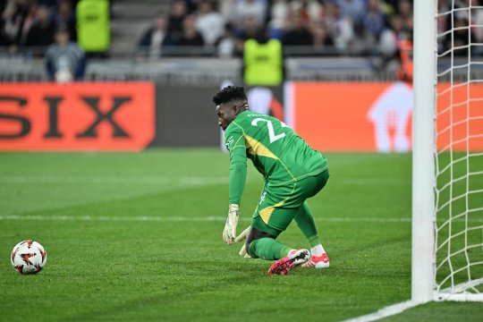 Onana, scos din lot de Amorim după gafele cu Lyon și disputa cu Matic