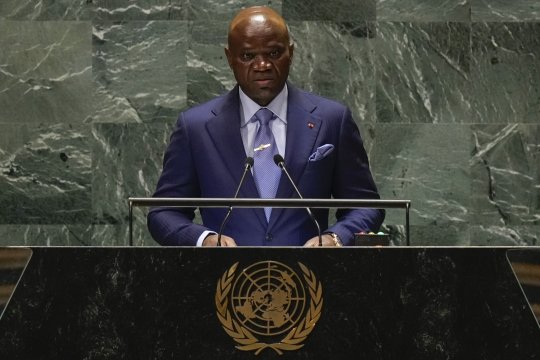 Mesajul președintelui Gabonului după ce Aaron Boupendza s-a aruncat de la etajul 11