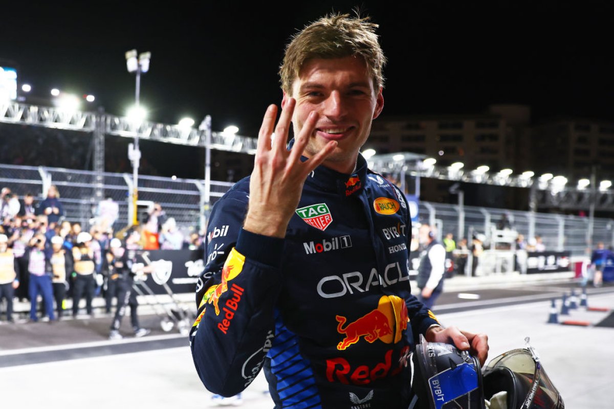 Max Verstappen ar putea ajunge la Mercedes