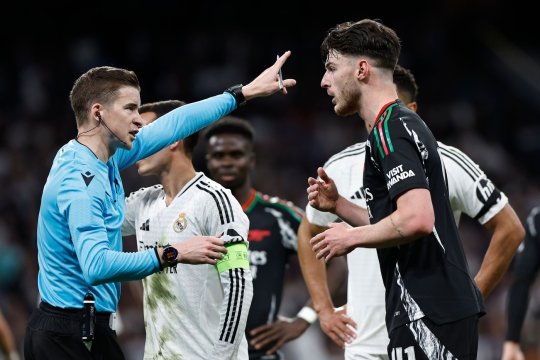 Nervi întinși la maximum pe Bernabeu! Penalty refuzat gazdelor, după o analiză de 5 minute
