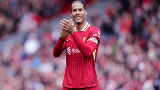 OFICIAL | Căpitanul rămâne! După Salah, și Van Dijk și-a prelungit contractul cu Liverpool