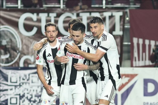 Rapid - U Cluj 0-2! Jucătorii lui Sabău înving din nou, iar giuleștenii sunt tot mai departe de podium