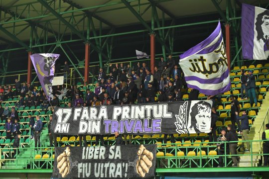 Unui bărbat i s-a făcut rău la FC Argeș - Csikszereda și a decedat. Care ar fi fost cauza