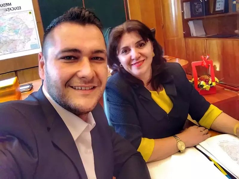 Bogdan Steriopol, alături de Monica Anisie, președintele PNL Sector 2, fost ministru al Educației și actuală senatoare.
