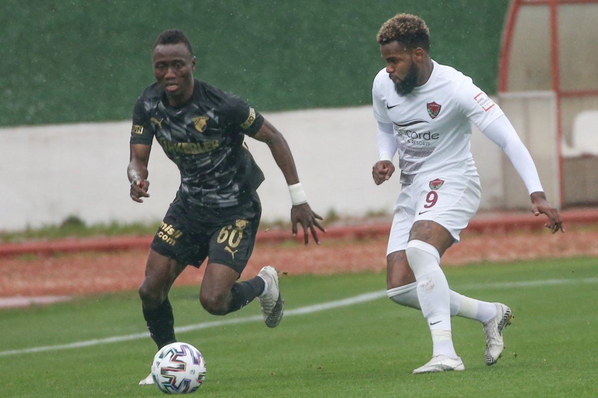Boupendza, în tricoul turcilor de la Hatayspor