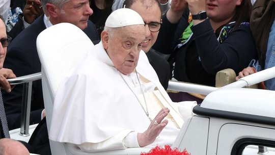 Caparco l-a întâlnit pe Papa Francisc și a rămas uimit când a văzut cu ce este încălțat: ”Nu știam”