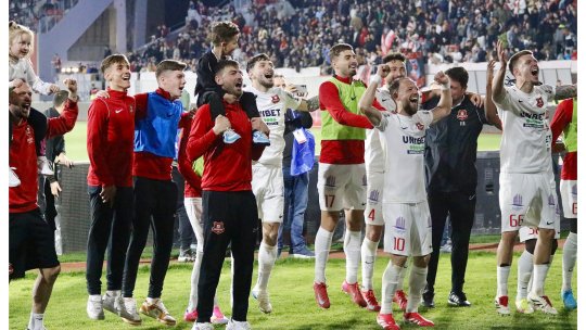 Pe ce primă de calificare a jucat Hermannstadt. La Rapid, Angelescu a mers în vestiar fără bani