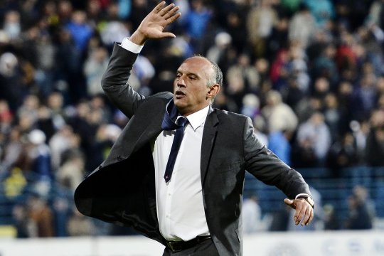 Fotbalistul dat afară de Florin Prunea din cauza consumului de alcool: ”Sub chiuveta lui era plin de sticle de bere și vodcă”