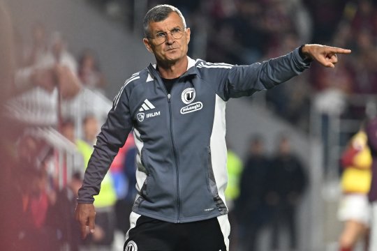 Sabău, entuziasmat după ce U Cluj a revenit pe podium: "Ar fi un al doilea obiectiv foarte frumos"