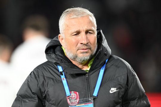 Care sunt lipsurile de la CFR Cluj? Dan Petrescu a spus totul înainte de derby-ul cu Dinamo: ”Asta e realitatea. Mi-aș fi dorit mai multe soluții”