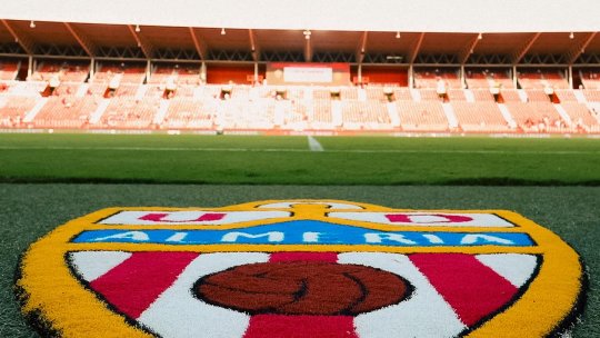 Meci afectat de pana de curent din Spania. Echipele așteaptă la stadion să vadă dacă mai joacă + Premierul nu exclude un sabotaj