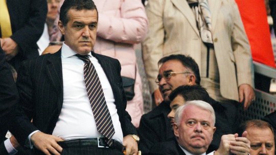 Antrenorul în fața căruia Gigi Becali ”nu sufla”. Scene absurde în vestiarul FCSB