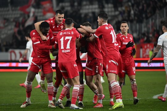 Veste proastă pentru Zeljko Kopic! Titularul lui Dinamo nu va mai juca în acest sezon
