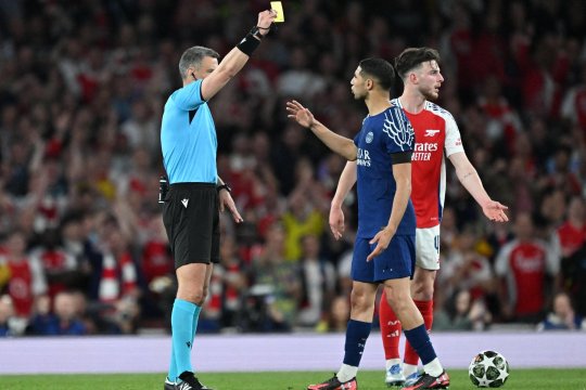 Cel mai bun marcator din istoria Premier League l-a desființat pe centralul meciului Arsenal - PSG: ”A vrut să fie vedeta meciului!”