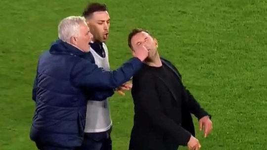 Scandal monstruos la Fenerbahce - Galatasaray. Jose Mourinho l-a tras de nas pe fostul coleg al lui Gică Hagi. Imaginile neverosimile, cadru cu cadru | FOTO