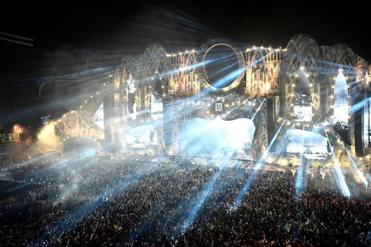 Untold în București. Nicușor Dan a venit cu clarificări. De ce nu este o veste bună pentru FCSB