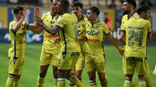 Fanii Petrolului au transmis conducerii să dea afară un jucător: ”Sunteți penibili!”