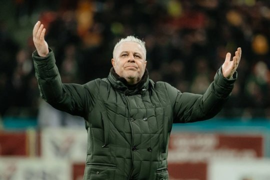 Asta îi va plăcea lui Dan Șucu! Tzanca Uraganu, Miraj Tsunami și Costel Biju au făcut manea despre geaca lui Șumudică