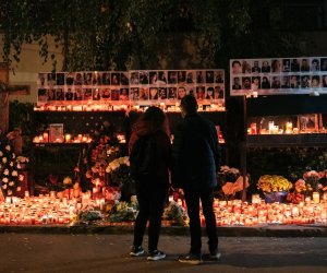 A plecat de la PRO TV, s-a făcut pompier și a fost primul om care a intrat în ”iadul” de la Colectiv: ”Scria «Mami» pe telefon în timp ce suna”