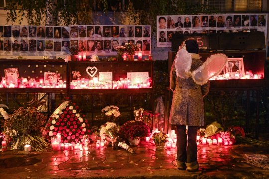 A asistat la tragedia de la Colectiv și a rămas marcat pe viață: ”Copii arși, doctori care resuscitau oameni pe trotuar...”. Jurnalistul, ”făcut varză” de Adrian Sîrbu după ce a scris pe Facebook despre cele văzute