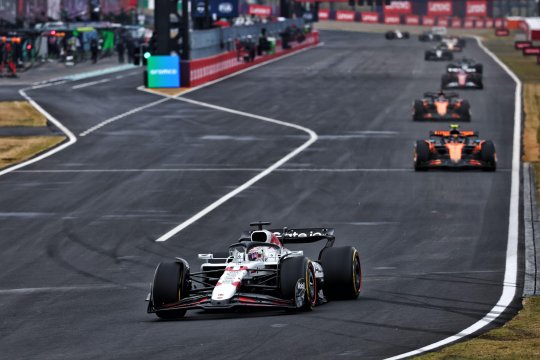 Max Versappen a câștigat MP al Japoniei. Pe ce loc a terminat Lews Hamilton