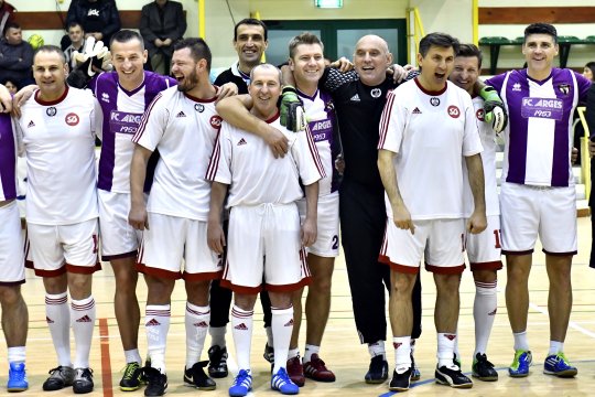 Multiplul campion cu Steaua și Dinamo a fost ”tras pe sfoară” de fostele sale echipe: ”Nu ia nimeni în considerare contractul” / ”Nu sunt numai eu”