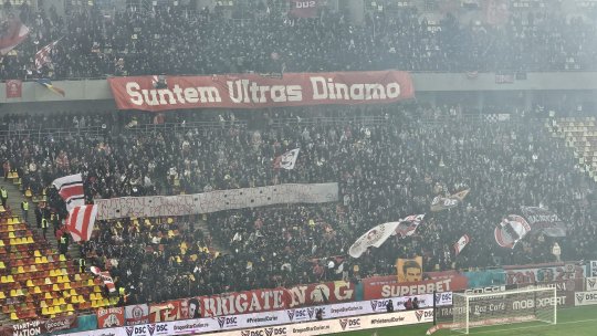 Rapidiștii, ”război” cu conducerea la derby-ul cu Dinamo! Banner ”cu dedicație” + Fanii adverși i-au ironizat pe cei giuleșteni: ”Patroane, nu îi lăsa fără bani de deplasare!”