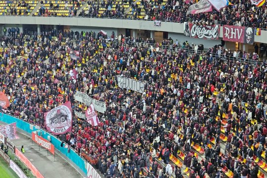 Omul desființat de galeria Rapidului la derby-ul cu Dinamo: ”La Snagov ai fost jucător / În Giulești... prăduitor”