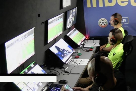 Cum a fost pedepsit operatorul VAR care juca la pariuri în timpul meciului