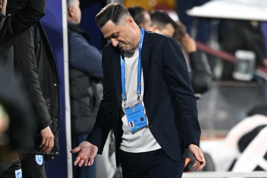 Pierdere imensă pentru Mirel Rădoi la meciul cu FCSB. A luat roșu în Gruia și absentează cu roș-albaștrii