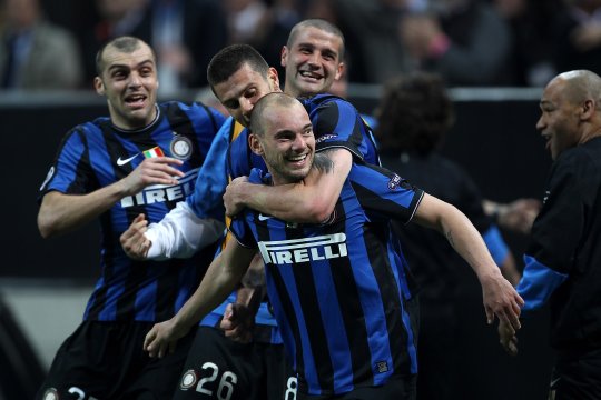 Lecția predată de Sneijder, Chivu & Co pe Allianz Arena! Dubla Bayern - Inter în care aroganța l-a costat scump pe Van Gaal