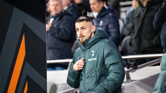 Un fotbalist român ar putea semna cu Fiorentina! Se află deja în Italia: ”E mai bun decât Drăgușin”