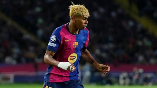 De ce a purtat Yamal bandaj la mână? Un medic a sugerat că ar trișa: ”Care este secretul?” Atacantul i-a transmis un mesaj subtil