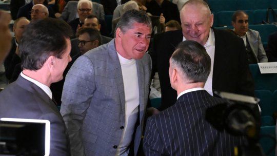 "200 de mici și 15 lăzi de bere. Direct!" Legenda Stelei a făcut "prăpăd" în satul natal după "cea mai frumoasă poveste a fotbalului românesc"