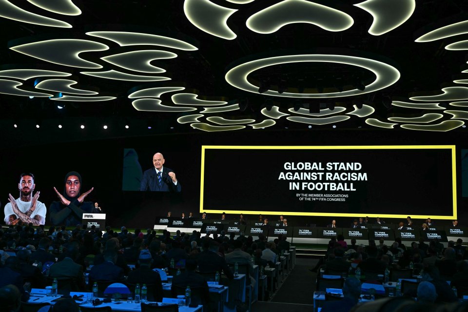 Combaterea rasismului este unul dintre obiectivele importante ale FIFA