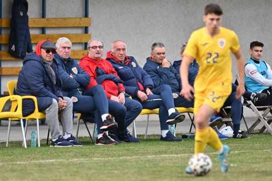 ”3.000 rezervă, 5.000 titular”. Poveste halucinantă cu Mihai Stoichiță și convocările la naționalele de juniori: ”Nu știa să dea cu piciorul în minge”