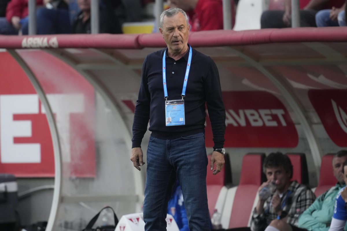 Mircea Rednic mai are contract un an cu UTA Arad