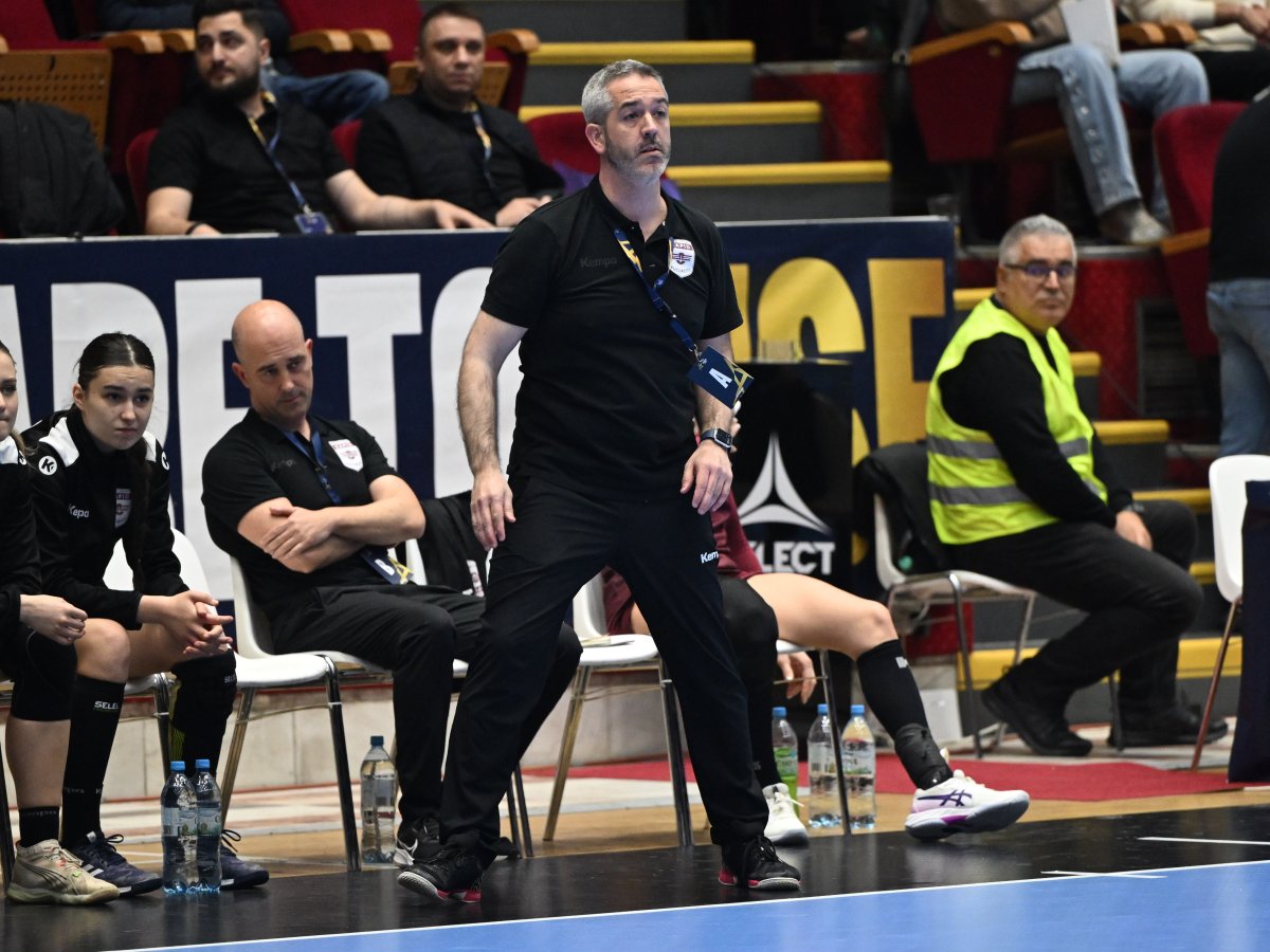 David Ginesta nu mai este antrenor la CS Rapid