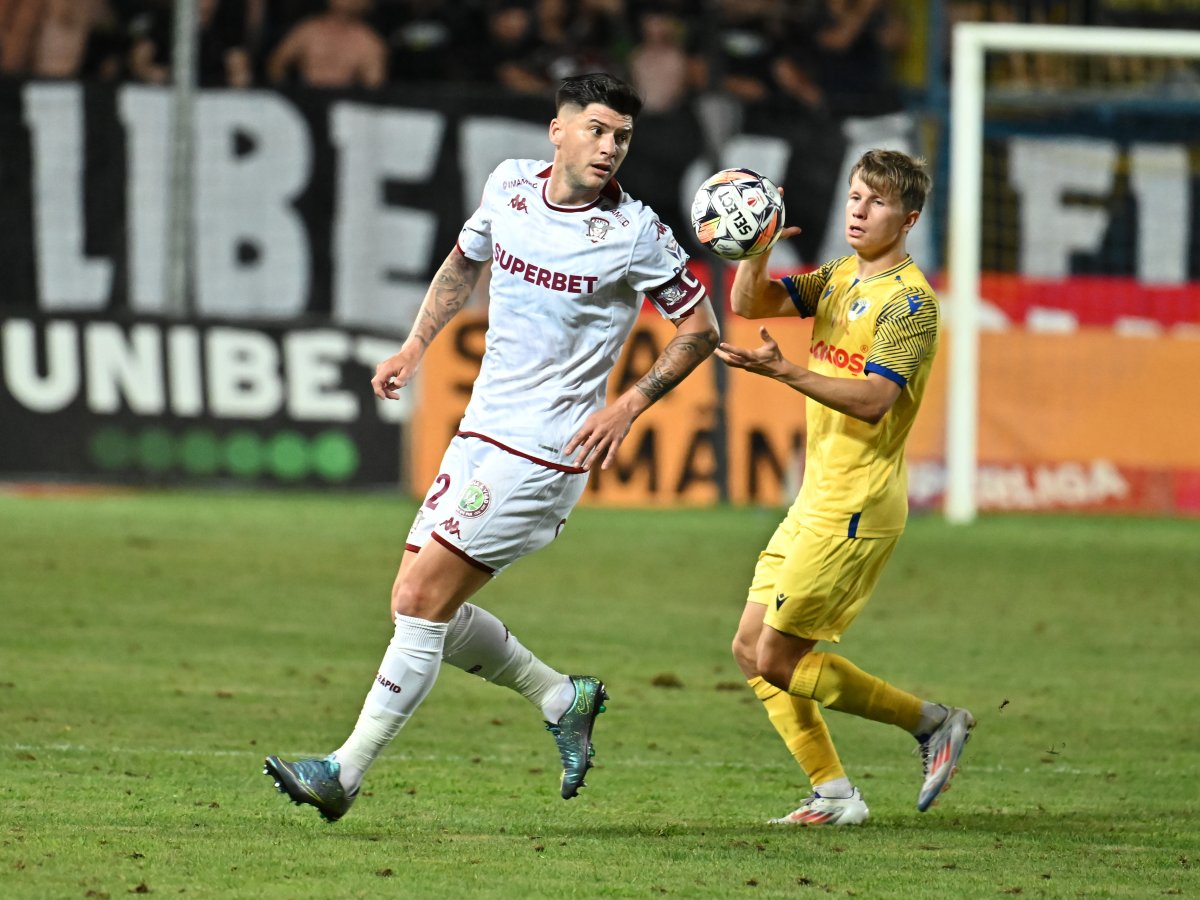 Cristi Săpunaru a câștigat două trofee cu Rapid